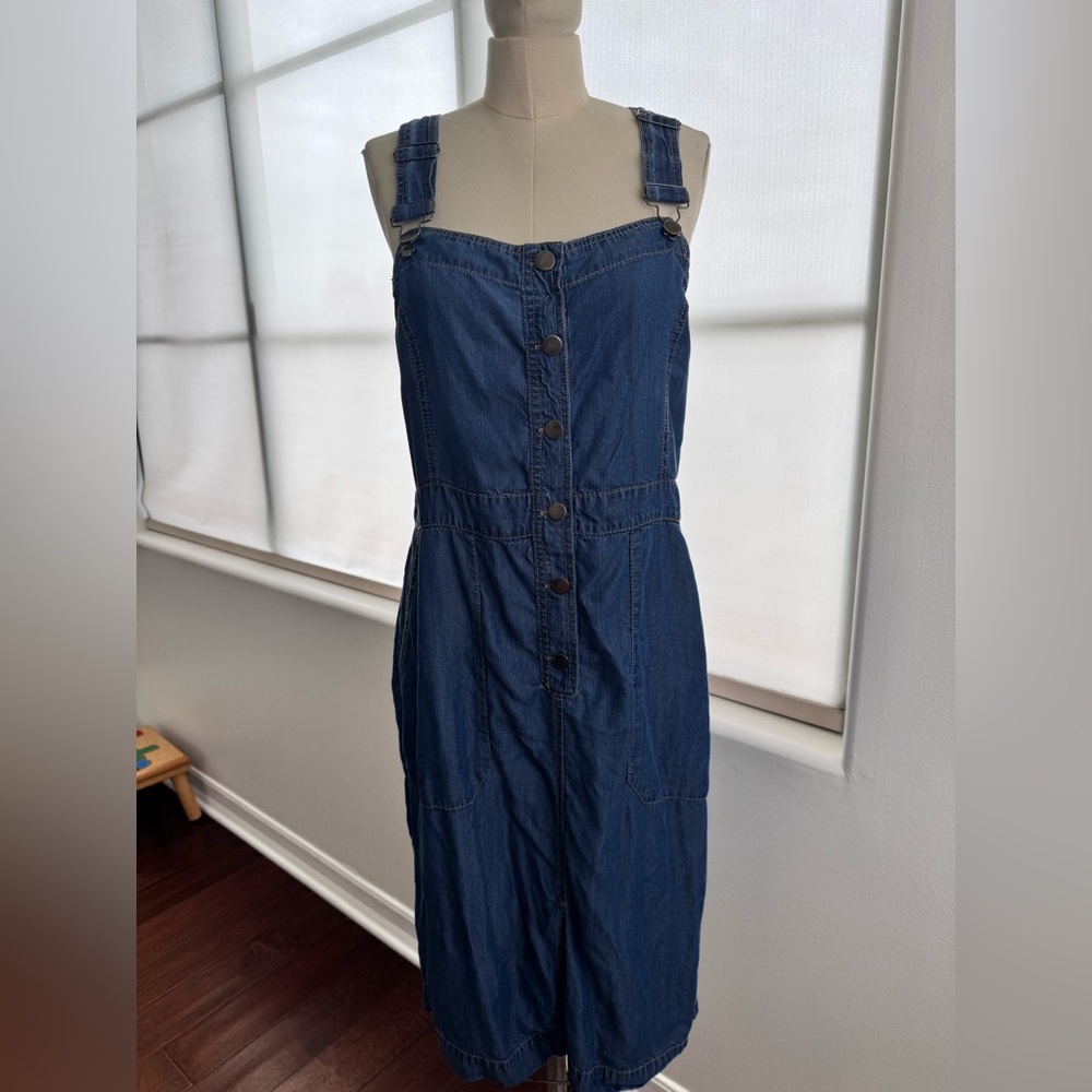 Cute Button Down Lightweight Denim Midi Dress